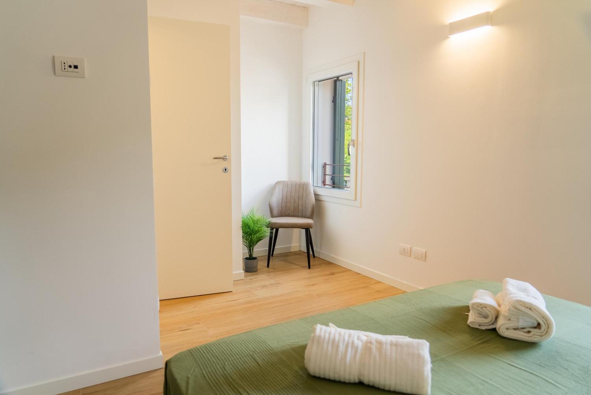 Elegante Appartamento In Centro A Τρεβίζο Εξωτερικό φωτογραφία